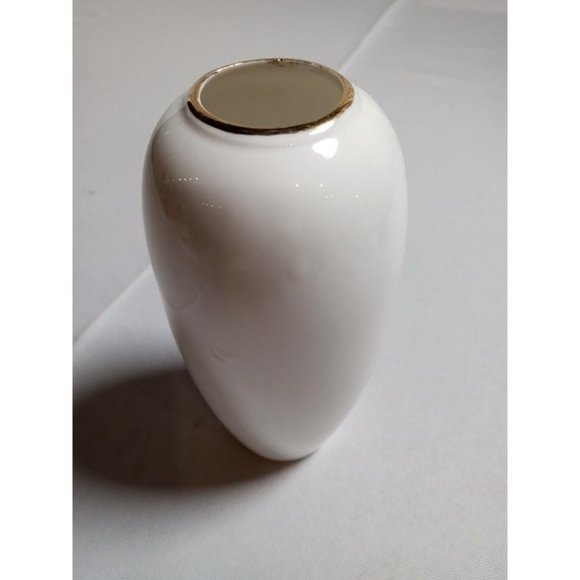 Bone China Brinton Taiwan Mini Vase 5" Tall‎ (5e5) - Picture 4 of 5